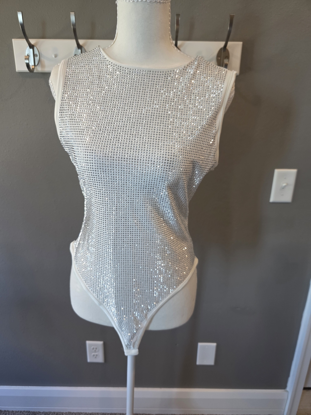 NWT Lizette Collection Rhinestone Bodysuit White Crystal Embellished Sleeveless
